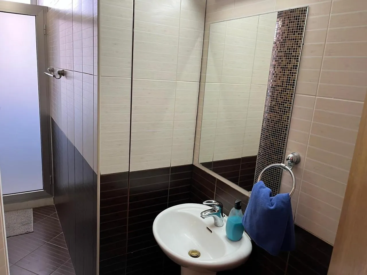 Larnaca Marina Sea View Apartment